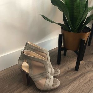 Calvin Klein nude pumps with mesh and suede